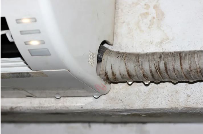 Máy lạnh hiện tượng rò nước