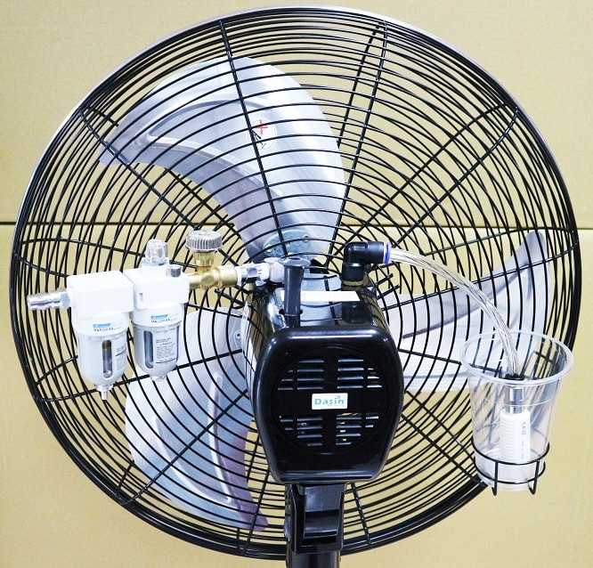 z2551320190358_38548641d7d24783f80b8a295a1d538c Quạt hơi treo tường công nghiệp
