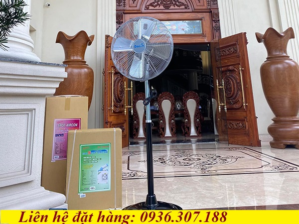 Quạt đứng ngoài trời chống nước Dasin 
